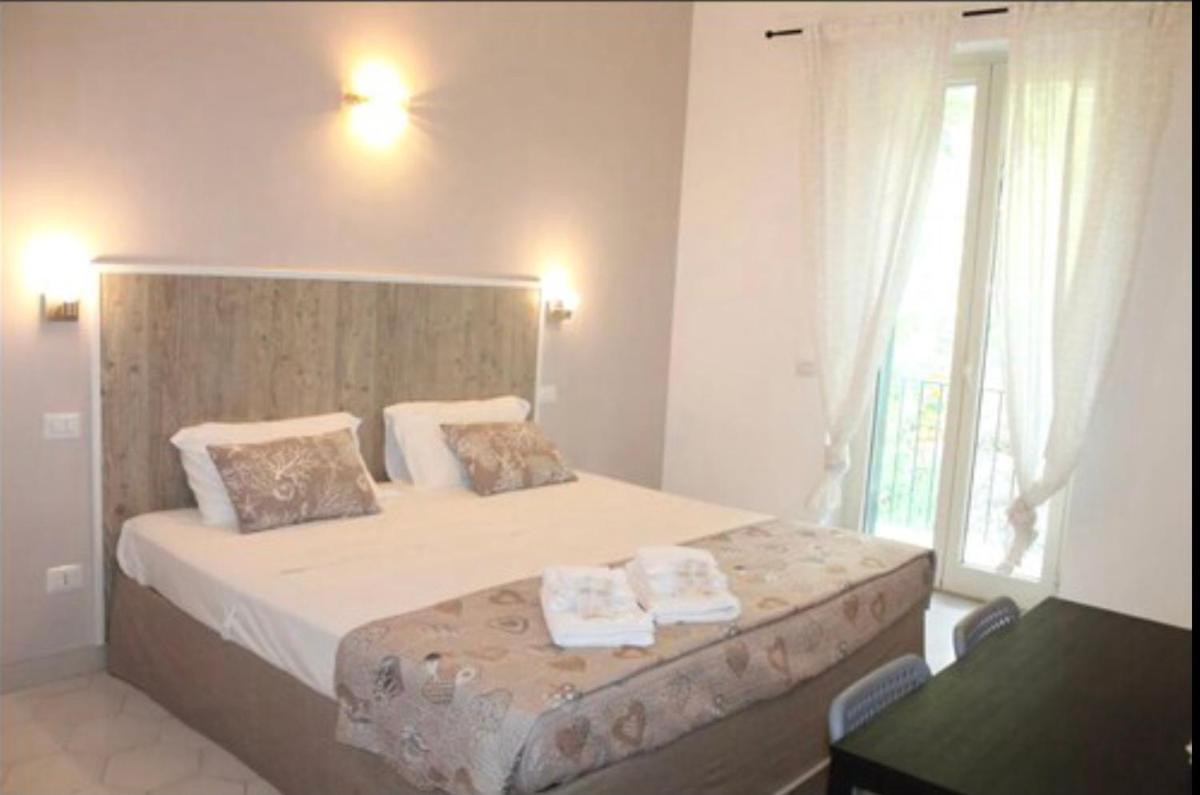 ויקו אקוונסה Vittoria Luxury Suite מראה חיצוני תמונה