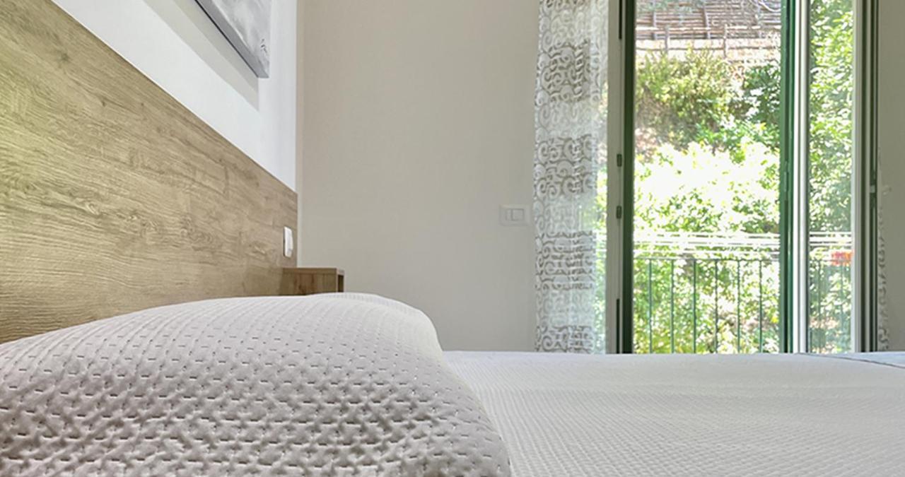 ויקו אקוונסה Vittoria Luxury Suite מראה חיצוני תמונה