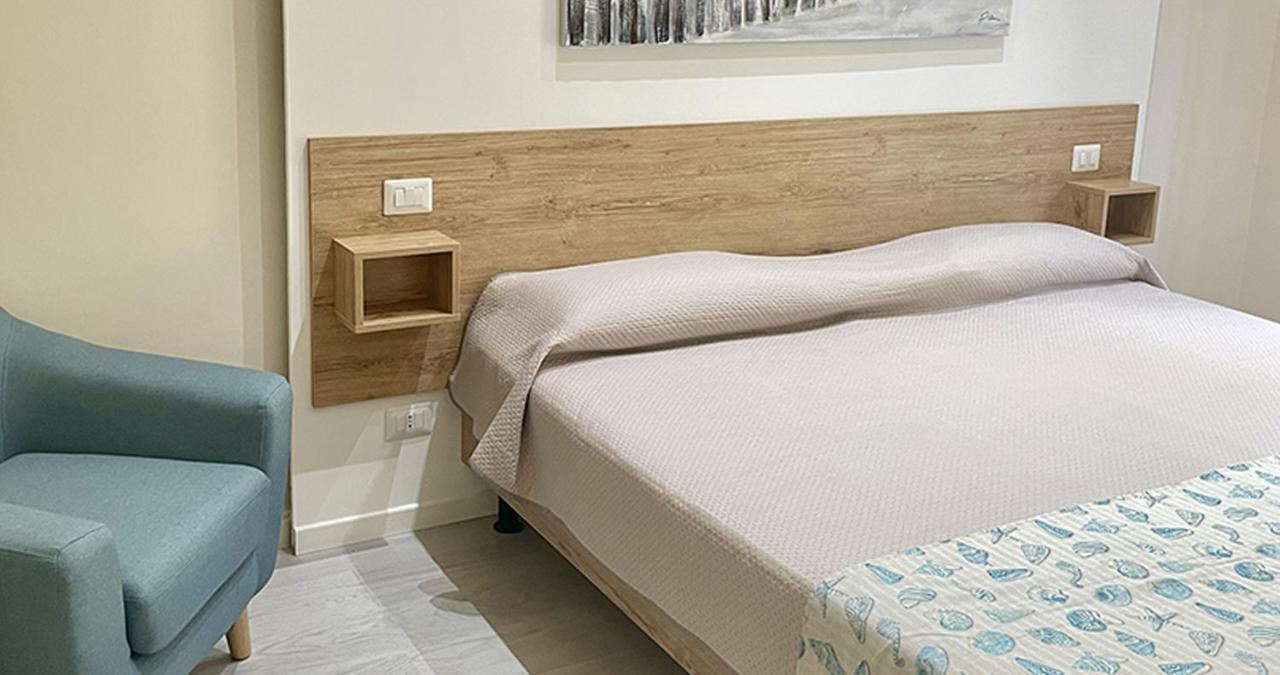 ויקו אקוונסה Vittoria Luxury Suite מראה חיצוני תמונה